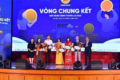 Nhà Ngân Hàng Tương Lai (23 Bài)
